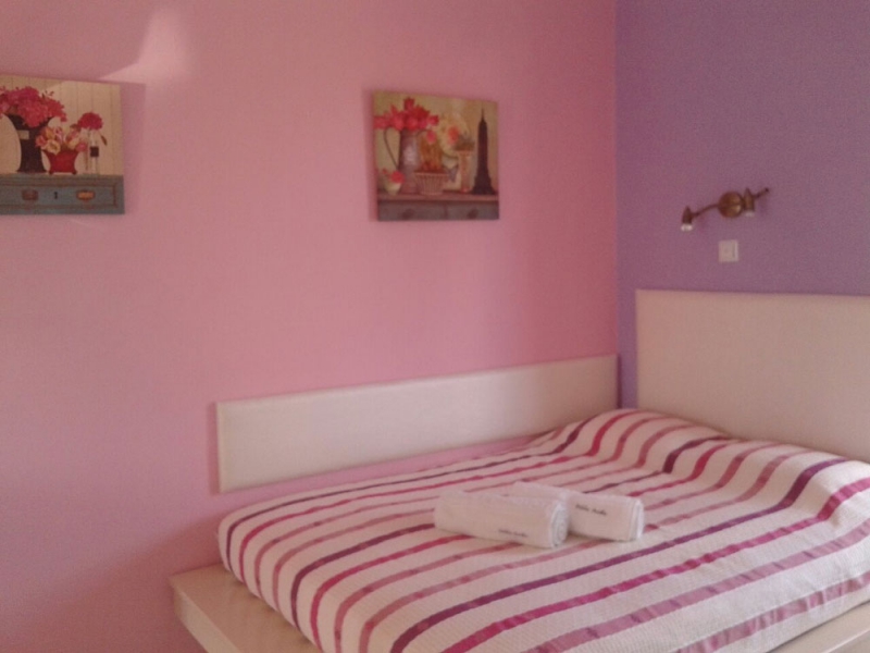 &Tau;&alpha; &delta;&omega;&mu;ά&tau;&iota;&alpha; &tau;&omicron;&upsilon; Irida